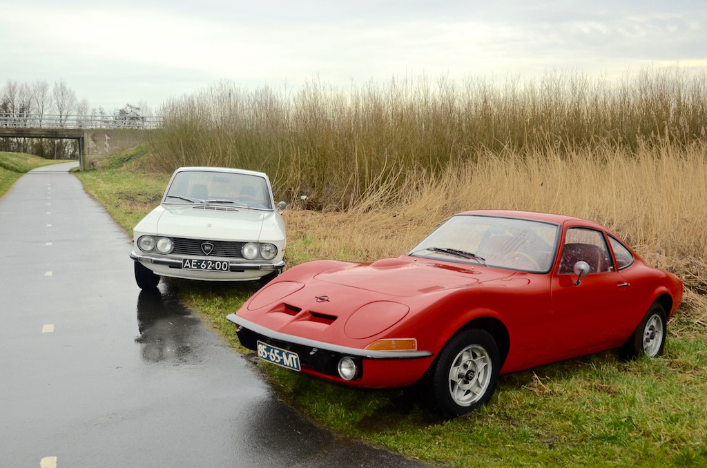 Chapeau; Lancia Fulvia 1.3 Rally S (1971) vs. Opel GT 1900 (1969)